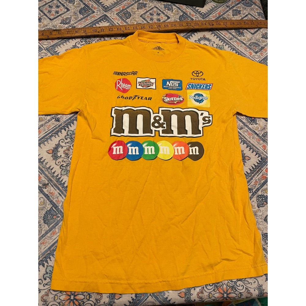 NASCAR Kyle Busch Joe Gibbs Racing M&M's Toyota Yellow T-Shirt Mens Medium